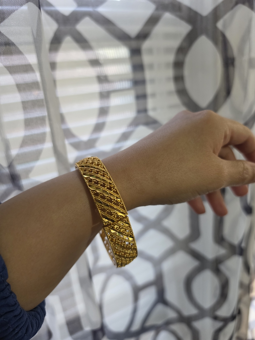 21k Gold Plated Twisted Bangle Bracelet - Women Jewelry - Picture 2 of 2